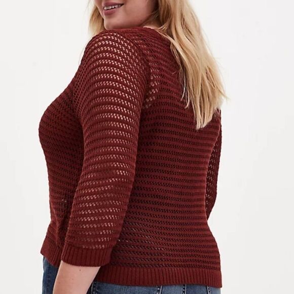 TORRID RUST RED OPEN STITCH & POINTELLE V-NECK CROP PULLOVER SWEATER - Picture 2 of 6